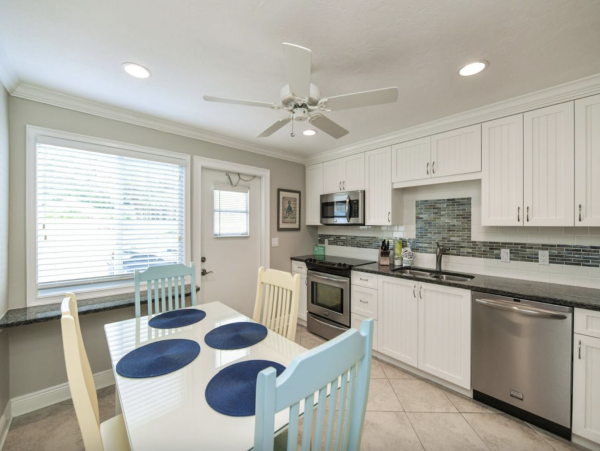 Siesta Key Vacation Rental Townhome One Minute to Beach